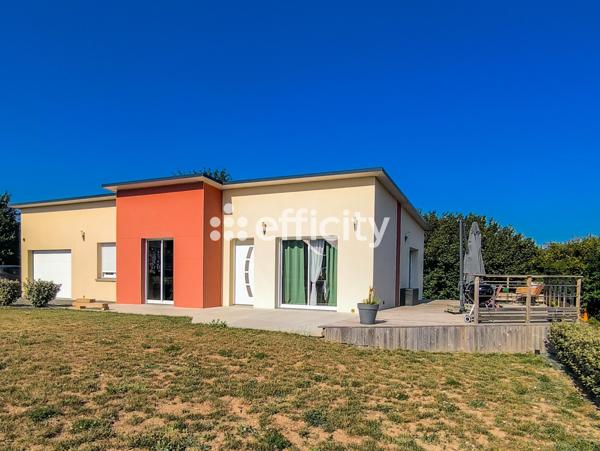 Maison
         5 pièces
        - 90 m² Exclusivité 218 000 € *