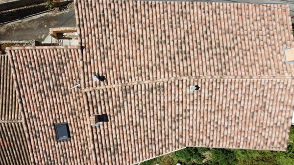 Grande maison de 260M², 7 chambres avec salle d'eau et wc, 2 cuisines, jardin et piscine hors sol