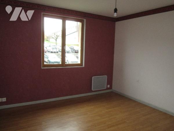 Pavillon de 117 m2 sur sous-sol complet, 3 chambres.