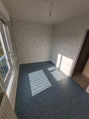 Appartement à louer 4 pièces 77.47m² Montbéliard (25200)