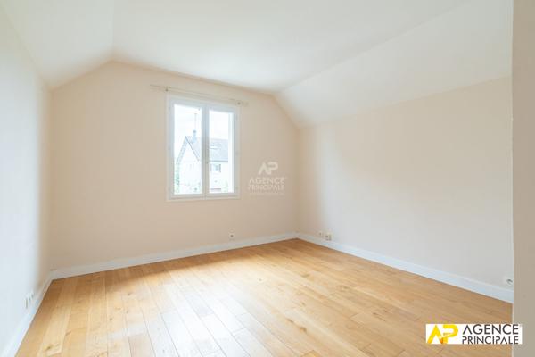 Maison 1 220 000 € **  - Référence  13624