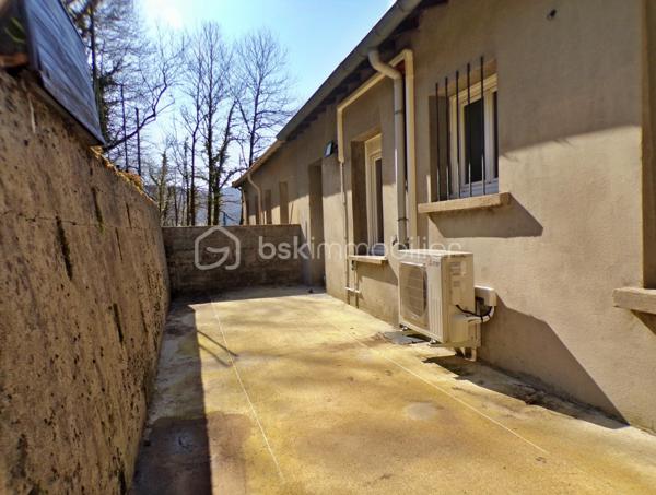 Maison de village de 80 m²