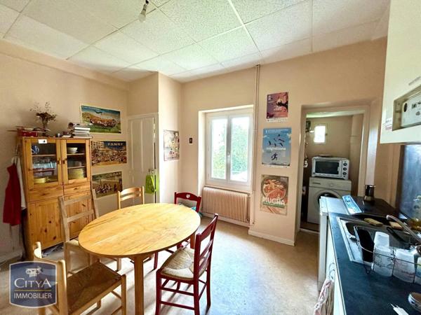 Appartement à louer 3 pièces 77m²