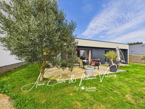 Confort moderne et faibles charges pour cette maison bois familiale idéalement située