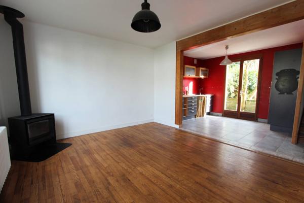 UNE COQUETTE MAISON DE QUARTIER, SECTEUR CORNIGUEL. -