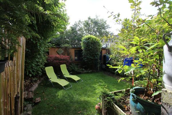 UNE COQUETTE MAISON DE QUARTIER, SECTEUR CORNIGUEL. -