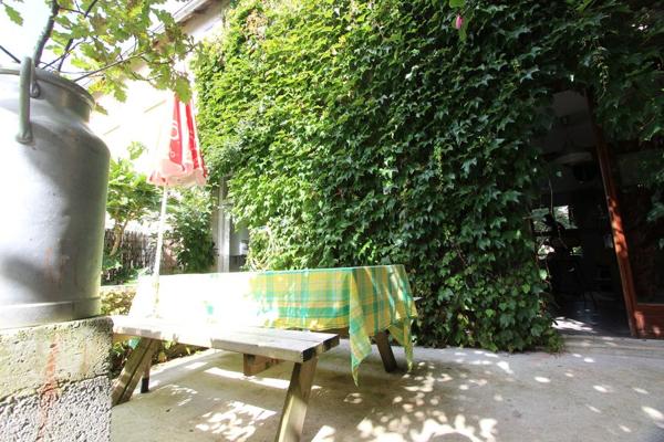 UNE COQUETTE MAISON DE QUARTIER, SECTEUR CORNIGUEL. -