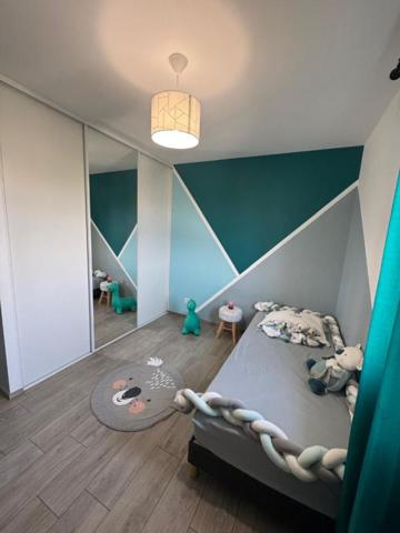 Villa La Roche De Glun 5 pièce(s) 127 m2, piscine