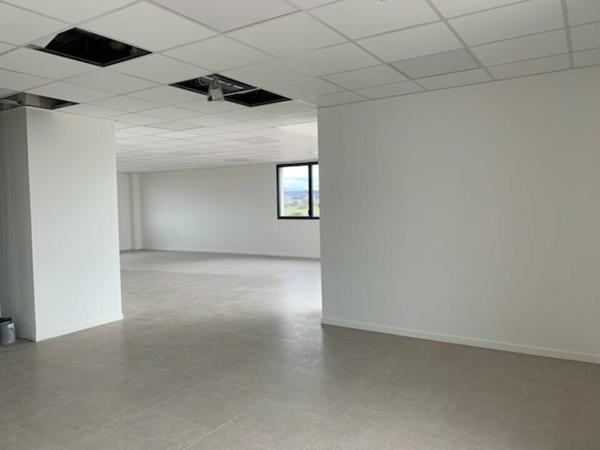 Bureaux à vendre à Avignon Agroparc, dernier étage avec terrasse