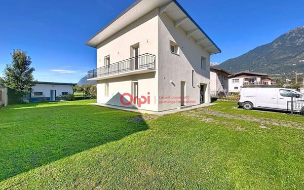 Maison à vendre    5 pièces • 120 m2 Albertville