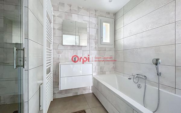 Maison à vendre    5 pièces • 120 m2 Albertville