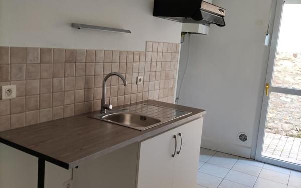 Immeuble à vendre    9 pièces •  Le Creusot