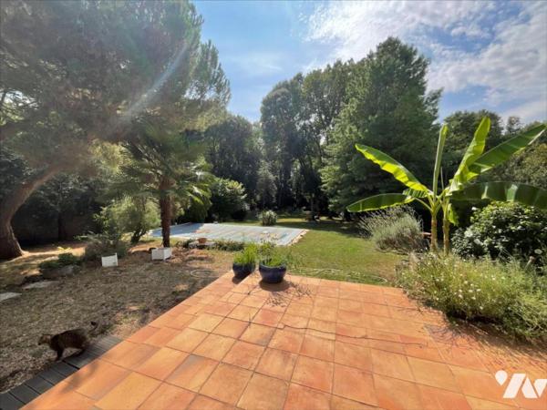 Maison 330 m² - TAVERS