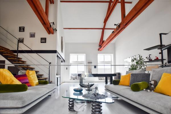 Maison d'habitation +deux appartements locatifs avec terrain de 2455 m2