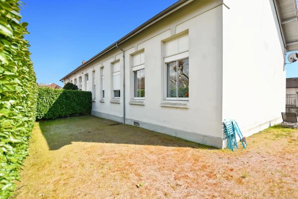 Maison d'habitation +deux appartements locatifs avec terrain de 2455 m2