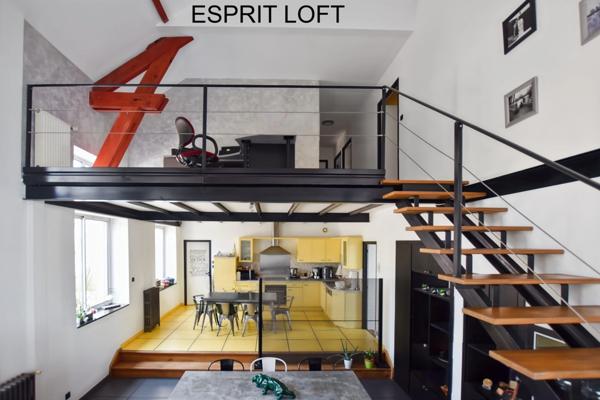 Maison d'habitation +deux appartements locatifs avec terrain de 2455 m2