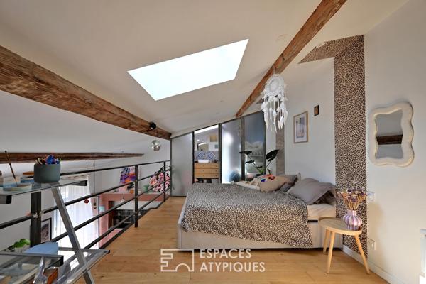 Esprit atelier d’artiste et dernier étage : loft en duplex en coeur de ville