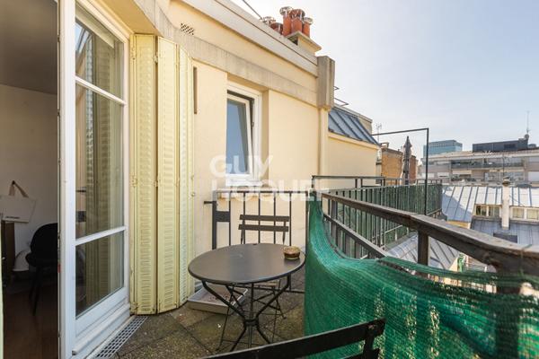 Appartement Paris 15 - 2 pièces 28.51 m2 + Balcon - Dernier étage