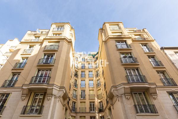Appartement Paris 15 - 2 pièces 28.51 m2 + Balcon - Dernier étage