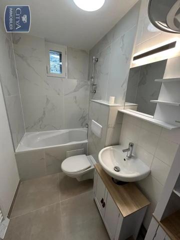 Appartement à louer 2 pièces 42.04m²