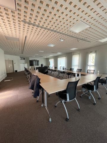Bureaux à vendre à MONT SAINT AIGNAN 76130