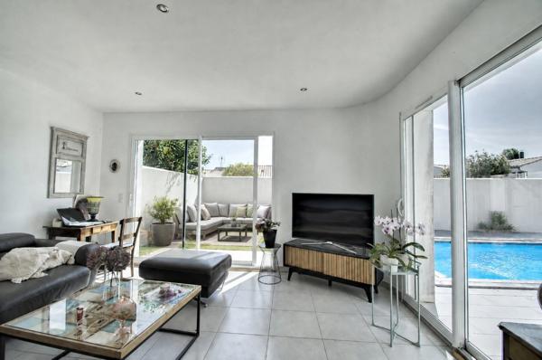 Maison à vendre 5 pièces VILLEDOUX (17)