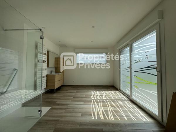 Semi-plain-pied 4 chambres - Maison familiale avec jardin et garage
