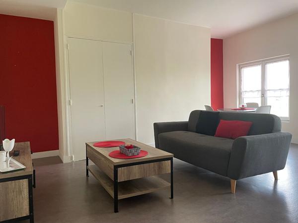 Appartement 2 pièces à louer Châtellerault - 86100 / Réf: 461