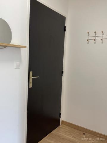 STUDIO MEUBLE + PARKING POITIERS - 1 pièce(s) - 24.95 m2