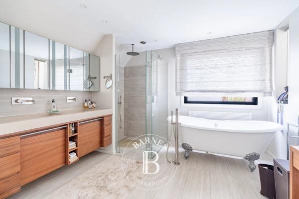 Saint-Germain-en-Laye, Maison  280 m² à vendre