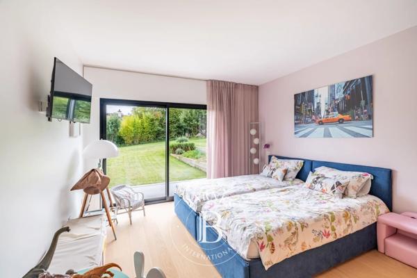 Saint-Germain-en-Laye, Maison  280 m² à vendre