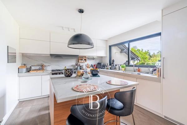 Saint-Germain-en-Laye, Maison  280 m² à vendre