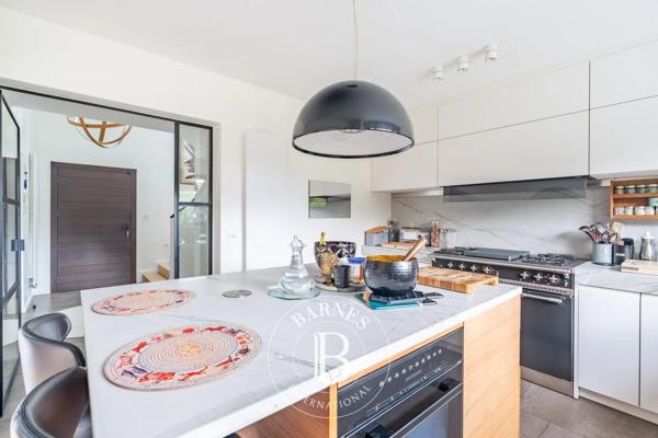 Saint-Germain-en-Laye, Maison  280 m² à vendre