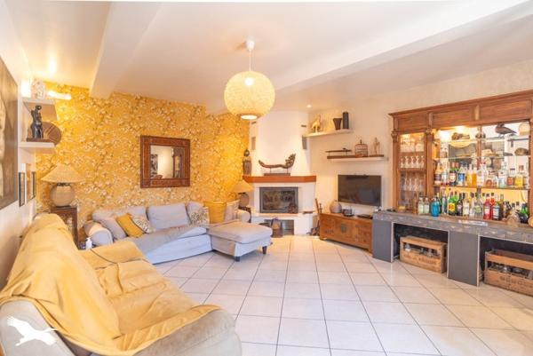 Maison à vendre |  Saint-Plancard |  10 pièces | 259 m²