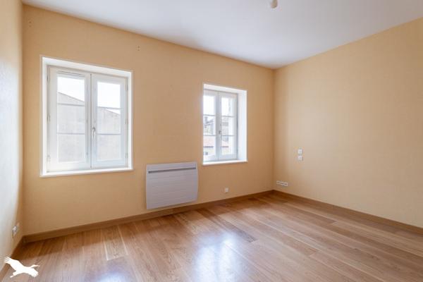 Appartement à vendre |                                       Saintes |                                        5 pièces  |  160 m²