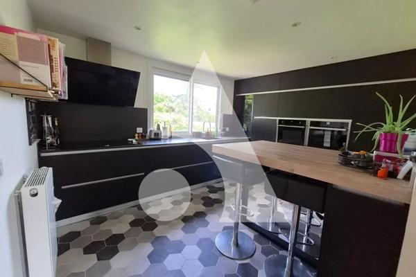 Maison 6 pièces 166 m2