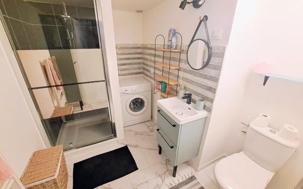 Appartement à vendre    3 pièces • 58,83 m2 Six-Fours-les-Plages