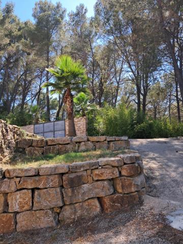 Draguignan (83300) Grande villa avec piscine à deux pas du village de FLAYOSC