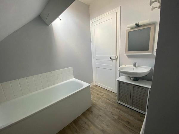 Appartement à louer    1 pièce •    Compiègne