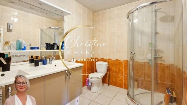 ENSEMBLE IMMOBILIER - SAINT LAURENT D'AIGOUZE (30)