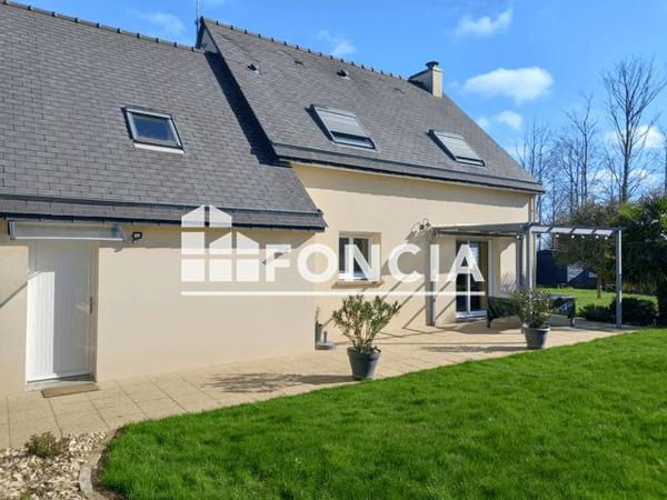 Location Maison 6 pièces 96.04 m² - 1 RUE ERIC TABARLY Elven 56250