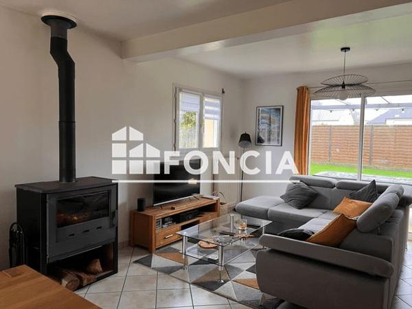 Location Maison 6 pièces 96.04 m² - 1 RUE ERIC TABARLY Elven 56250