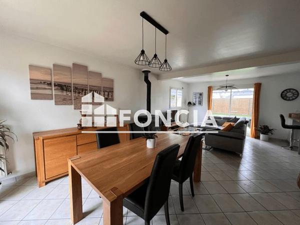 Location Maison 6 pièces 96.04 m² - 1 RUE ERIC TABARLY Elven 56250