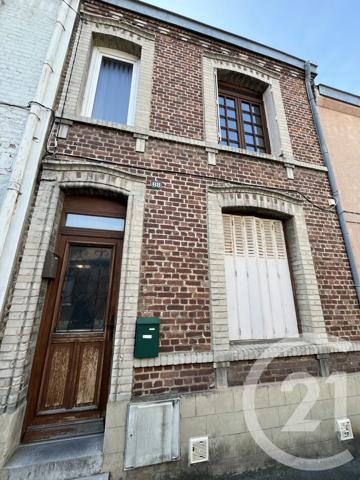 Appartement F5 à vendre  5 pièces - 100 m 2   ST QUENTIN  - 02