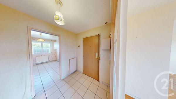 Appartement F5 à vendre  5 pièces - 100 m 2   ST QUENTIN  - 02