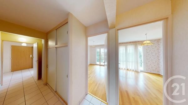 Appartement F5 à vendre  5 pièces - 100 m 2   ST QUENTIN  - 02