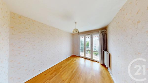 Appartement F5 à vendre  5 pièces - 100 m 2   ST QUENTIN  - 02
