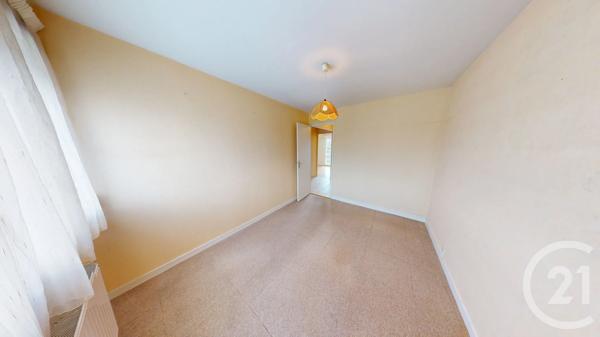 Appartement F5 à vendre  5 pièces - 100 m 2   ST QUENTIN  - 02