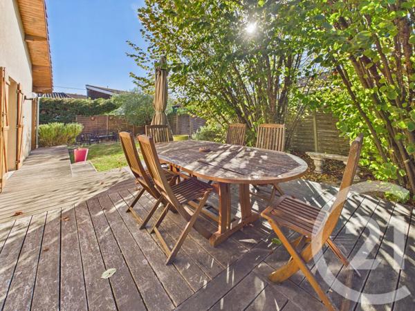 Maison à vendre  6 pièces - 109 m 2   VILLENAVE D ORNON  - 33