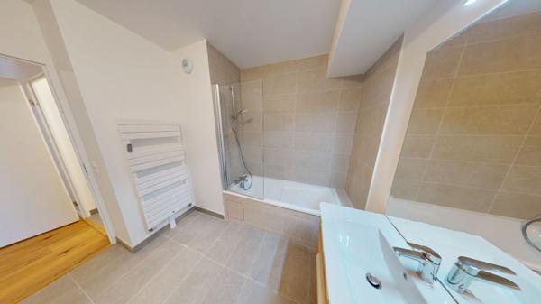 Bel appartement meublé 3 pièces, 70 m² - Cadre paisible avec vue Seine à Alfortville